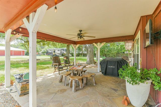 307 W Hufsmith Road, Tomball, TX 77375