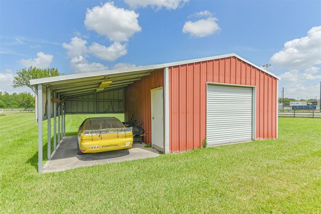 307 W Hufsmith Road, Tomball, TX 77375