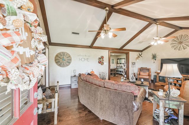 307 W Hufsmith Road, Tomball, TX 77375