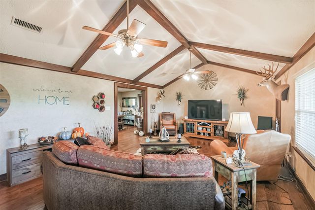 307 W Hufsmith Road, Tomball, TX 77375