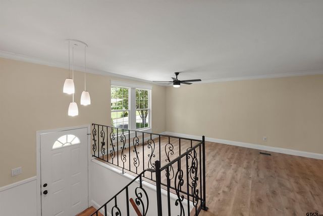 2442 E Devine, Tyler, TX 75701
