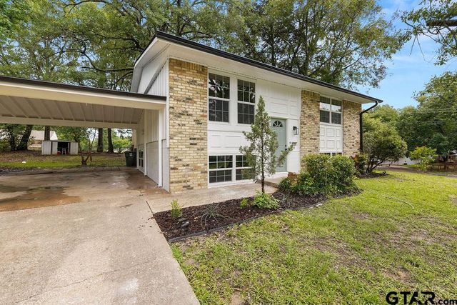 2442 E Devine, Tyler, TX 75701