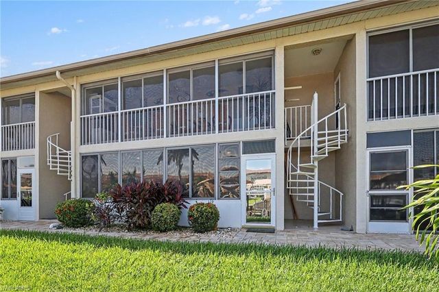 1317 SE 46th LN 104, Cape Coral, FL 33904