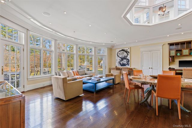 25 Stratford Road, Harrison, NY 10528