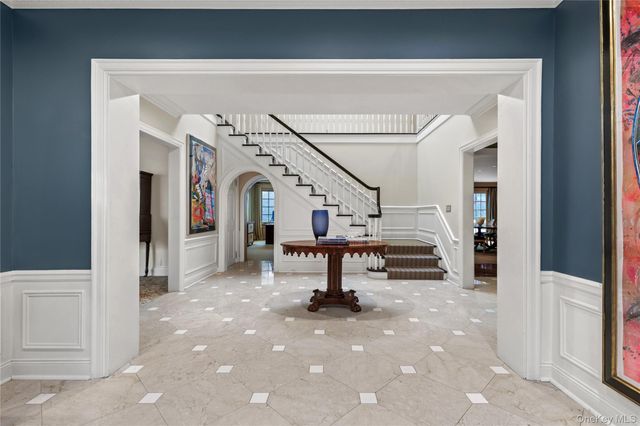 25 Stratford Road, Harrison, NY 10528