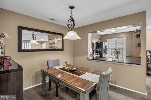 2904-B HEATHERSTONE CT, Mount Laurel, NJ 08054