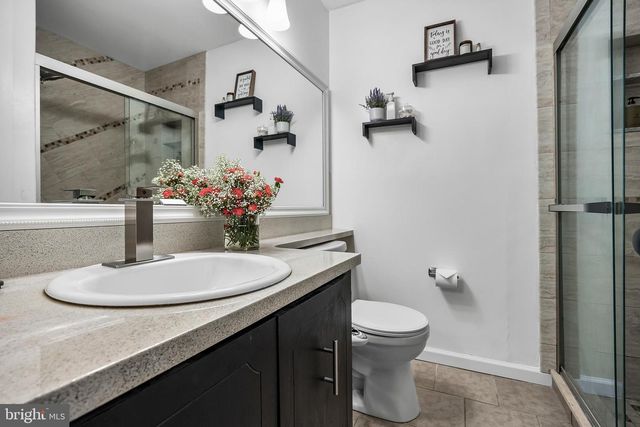 2904-B HEATHERSTONE CT, Mount Laurel, NJ 08054