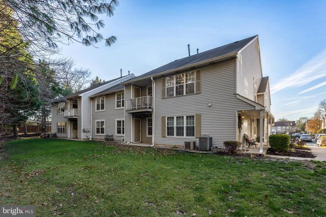 2904-B HEATHERSTONE CT, Mount Laurel, NJ 08054