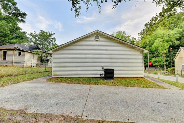 801 Davis Street, Monroe, GA 30655