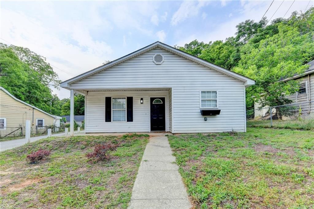 801 Davis Street, Monroe, GA 30655