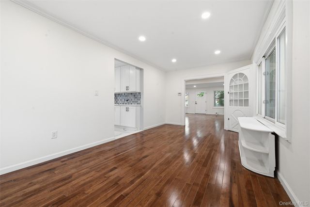 9122 Springfield Boulevard, Queens Village, NY 11428