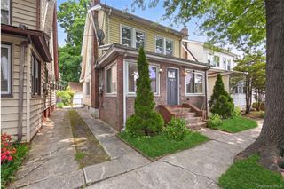9122 Springfield Boulevard, Queens Village, NY 11428