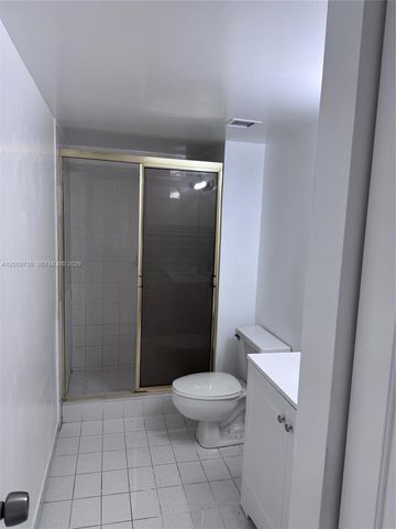 2821 N Miami Beach Blvd 3K, North Miami Beach, FL 33160