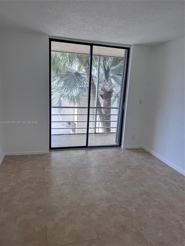 2821 N Miami Beach Blvd 3K, North Miami Beach, FL 33160