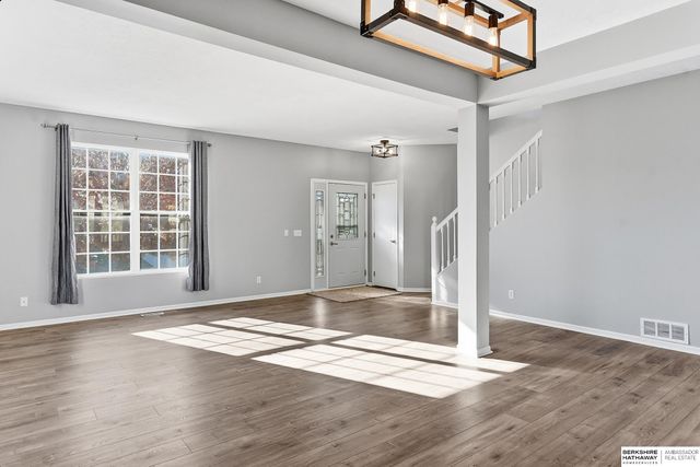 16270 Patrick Avenue, Omaha, NE 68116