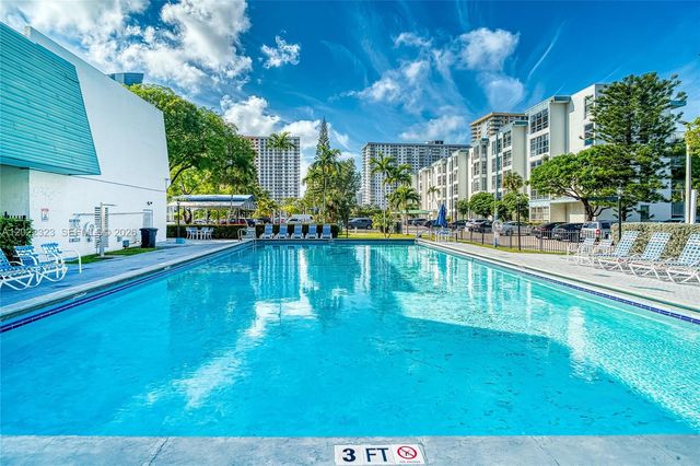 200 177th Dr 519, Sunny Isles Beach, FL 33160