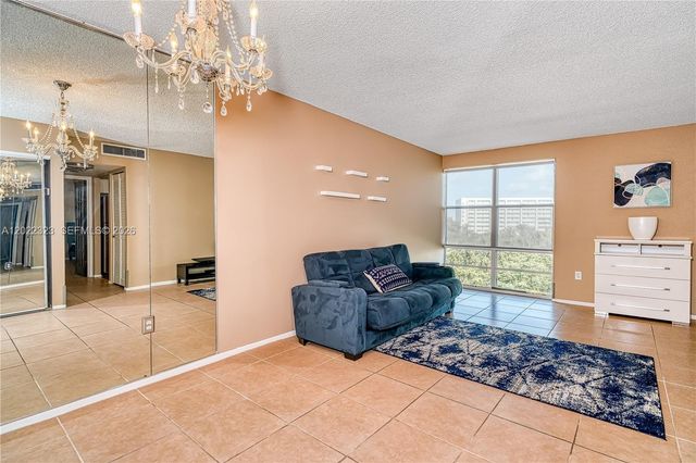 200 177th Dr 519, Sunny Isles Beach, FL 33160