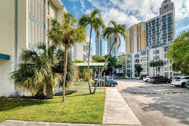 200 177th Dr 519, Sunny Isles Beach, FL 33160