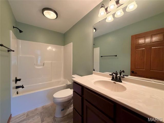 403 South Street, Collinsville, IL 62234
