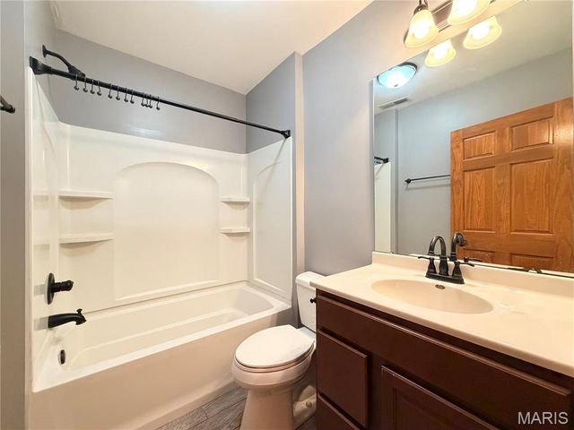 403 South Street, Collinsville, IL 62234