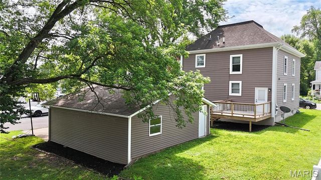403 South Street, Collinsville, IL 62234