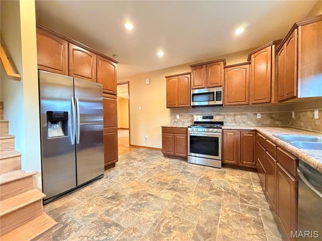 403 South Street, Collinsville, IL 62234