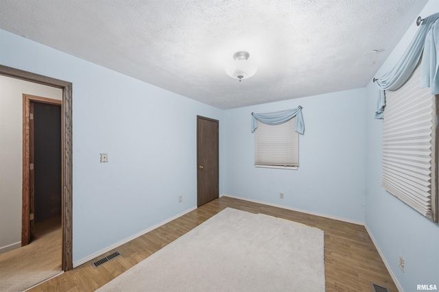 6306 S CHEYENNE Drive, Bartonville, IL 61607