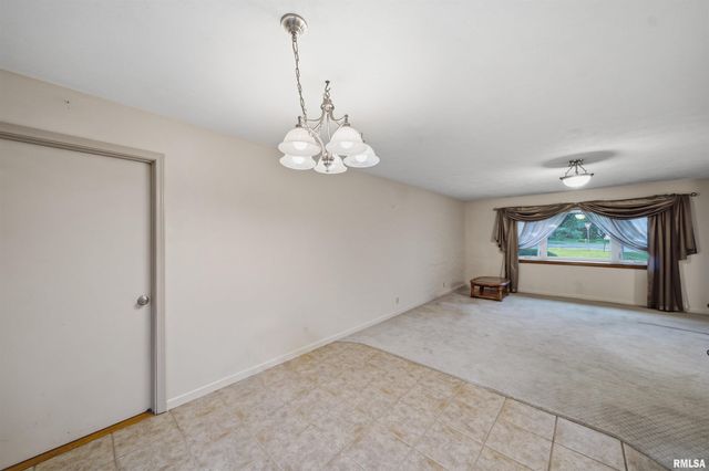 6306 S CHEYENNE Drive, Bartonville, IL 61607