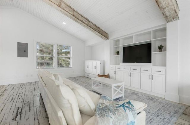 16710 Montego Way, Jamaica Beach, TX 77554