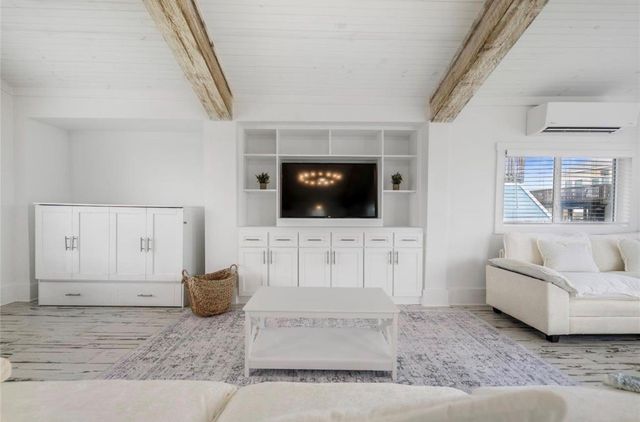 16710 Montego Way, Jamaica Beach, TX 77554