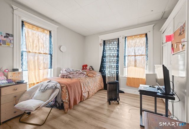 36 Brewster Street, Waterbury, CT 06704