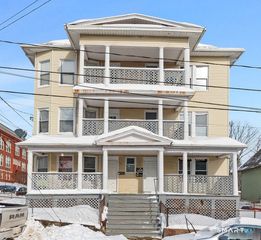 36 Brewster Street, Waterbury, CT 06704