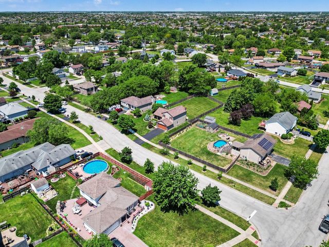 7912 W Barbara Lane, Frankfort, IL 60423