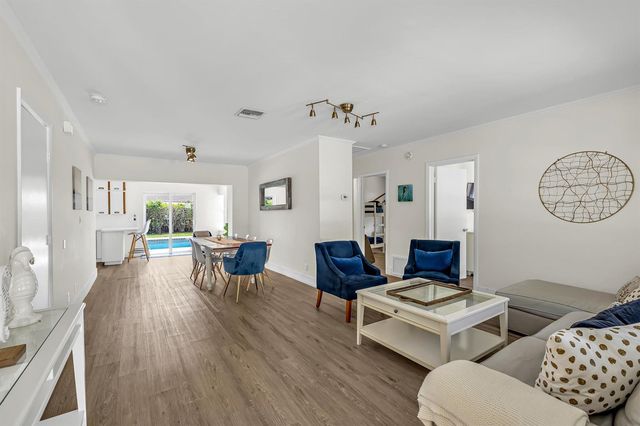 3830 NE 22nd Terrace, Lighthouse Point, FL 33064