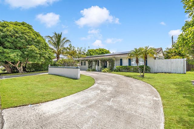 3830 NE 22nd Terrace, Lighthouse Point, FL 33064