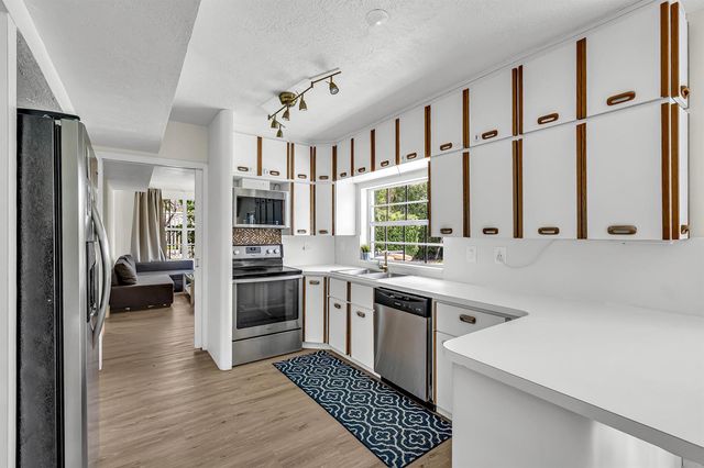 3830 NE 22nd Terrace, Lighthouse Point, FL 33064