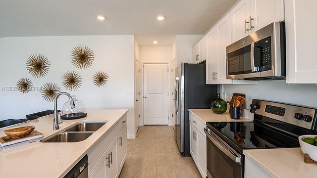 6512 Equinox Lane, North Fort Myers, FL 33917