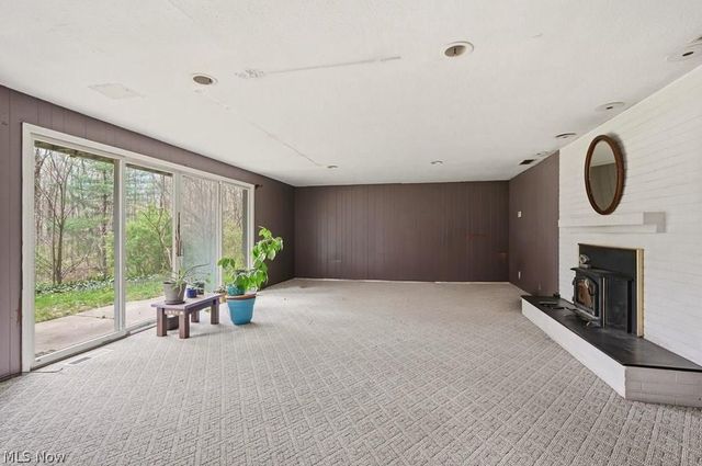 6055 Deepwood Drive, Chagrin Falls, OH 44022