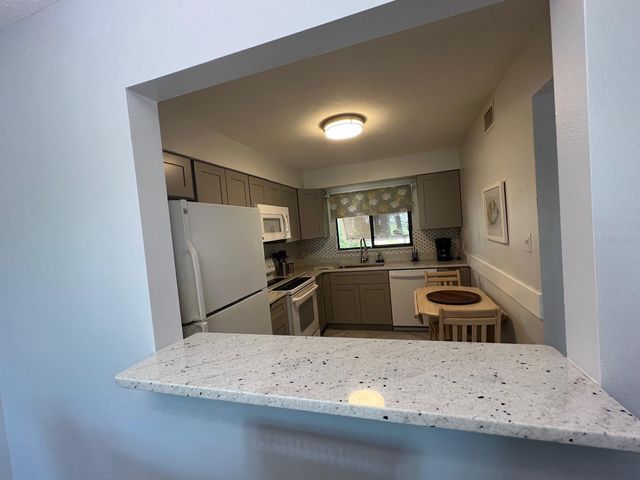 5279 WILLOW LINKS 51, Sarasota, FL 34235