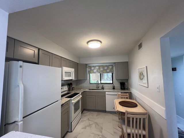 5279 WILLOW LINKS 51, Sarasota, FL 34235