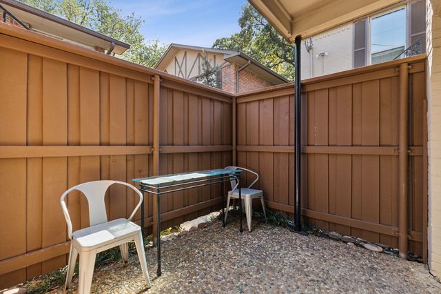 4207 Avondale Avenue 106, Dallas, TX 75219