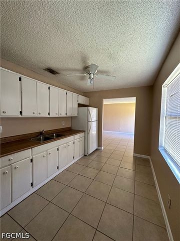 4425 Ruthann CT, North Fort Myers, FL 33917