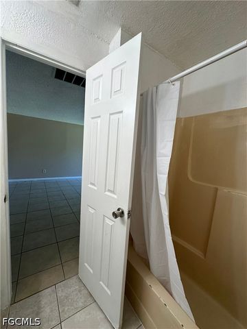 4425 Ruthann CT, North Fort Myers, FL 33917