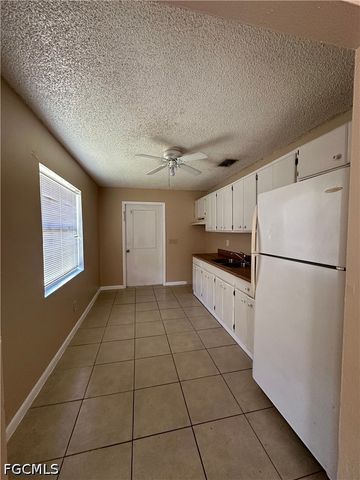 4425 Ruthann CT, North Fort Myers, FL 33917