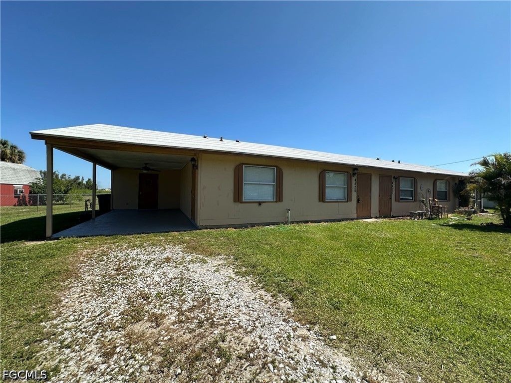 4425 Ruthann CT, North Fort Myers, FL 33917