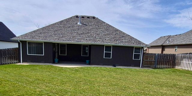 2142 Buckhorn Road, Ozark, MO 65721