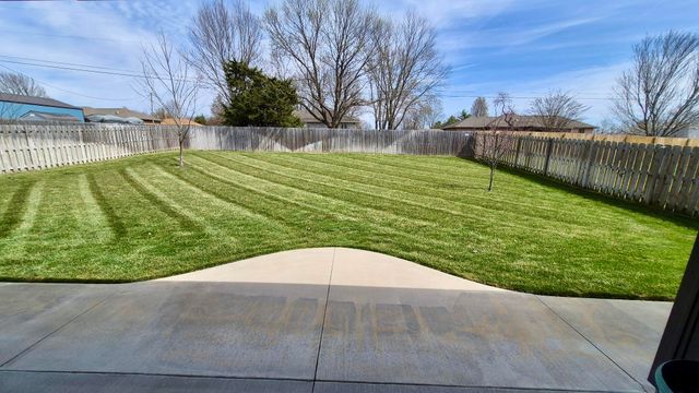 2142 Buckhorn Road, Ozark, MO 65721