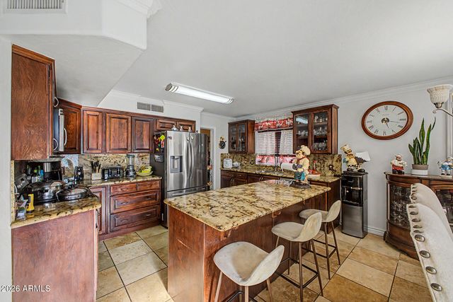 6814 N 77TH Avenue, Glendale, AZ 85303
