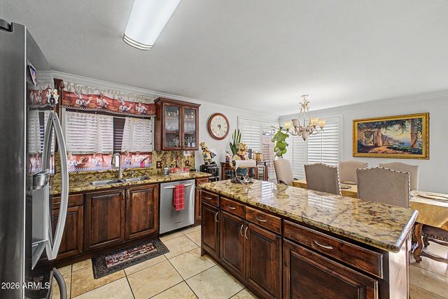 6814 N 77TH Avenue, Glendale, AZ 85303