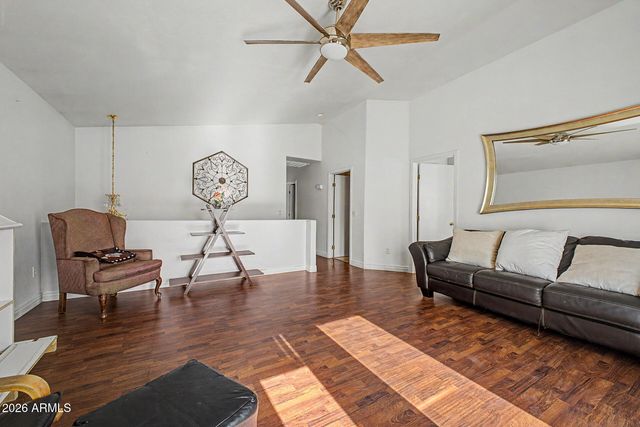 6814 N 77TH Avenue, Glendale, AZ 85303